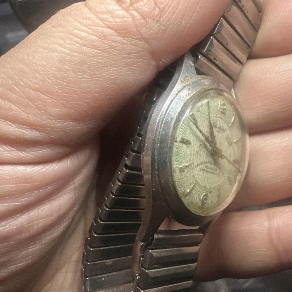 Vintage Vendome 17 Jewels Manual Wind Mens Watch 34MM Swiss Made Runs But Stops - Picture 9 of 10